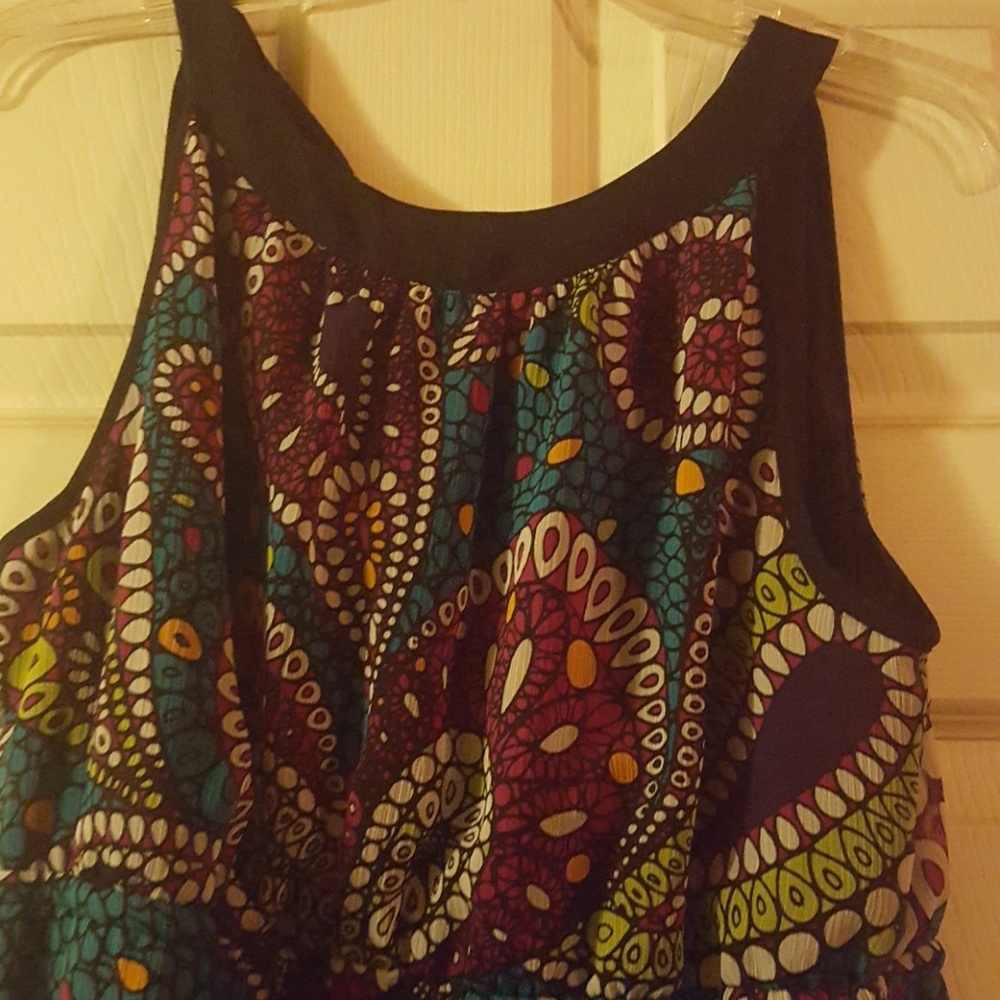 Dress - Picture 2 of 2